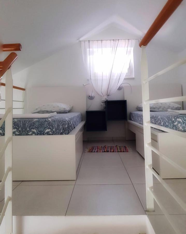 Apartmani Vrancic Mandre Luaran gambar
